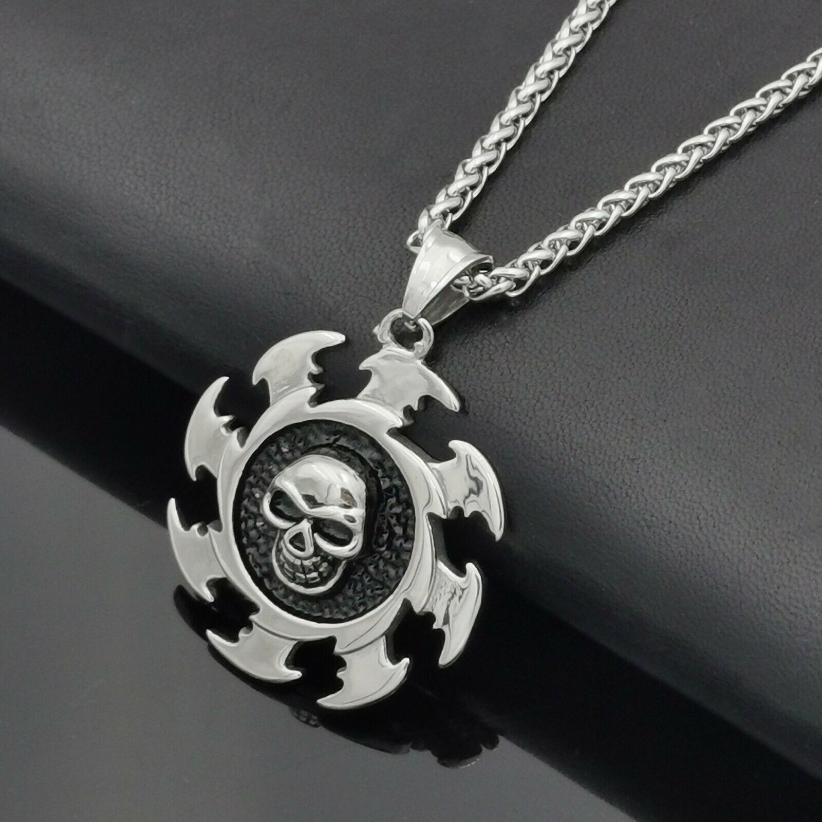 Design Edelstahl Herren Kette Halskette mit 3D Anhänger Teufelsrad Totenkopf