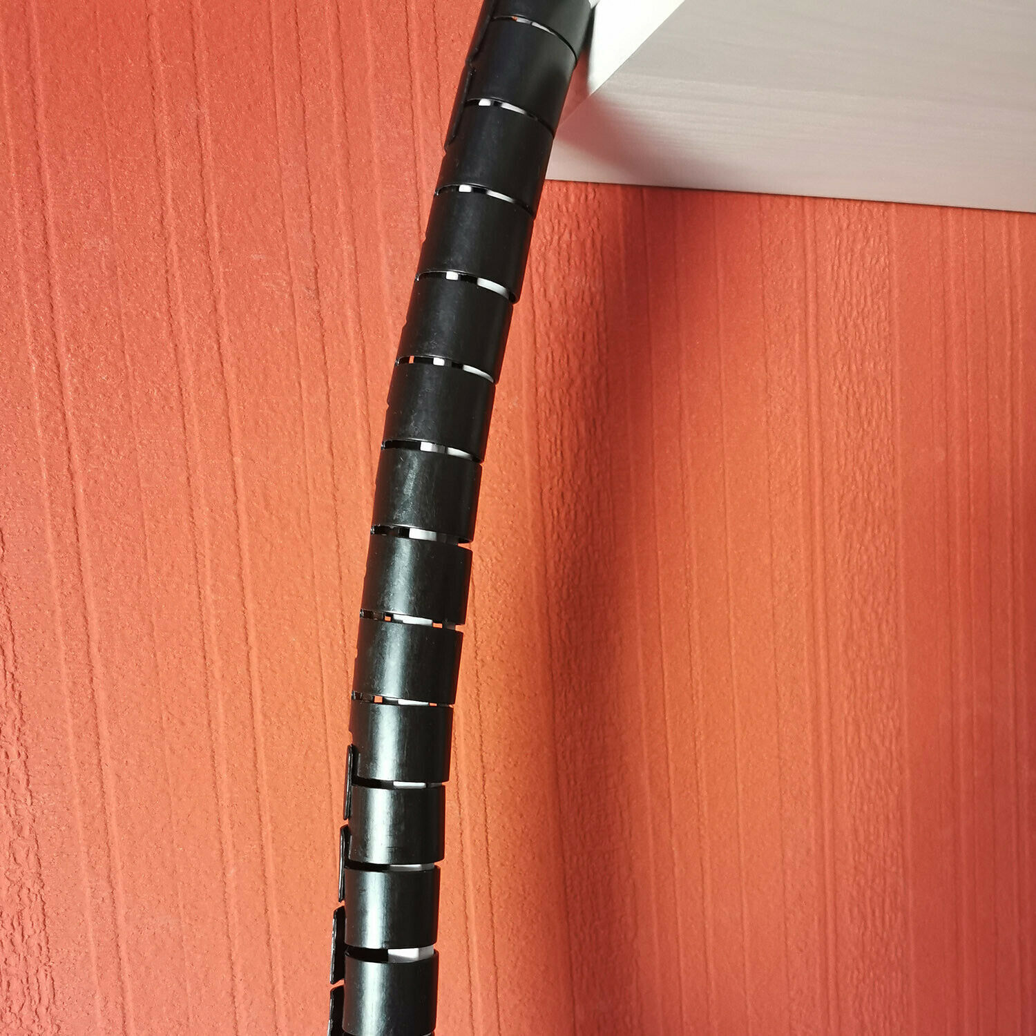 3 Meter (Dm. 16 mm) Flexible Kabelführung Kabel Schlauch Spirale Spiralschlauch Schwarz