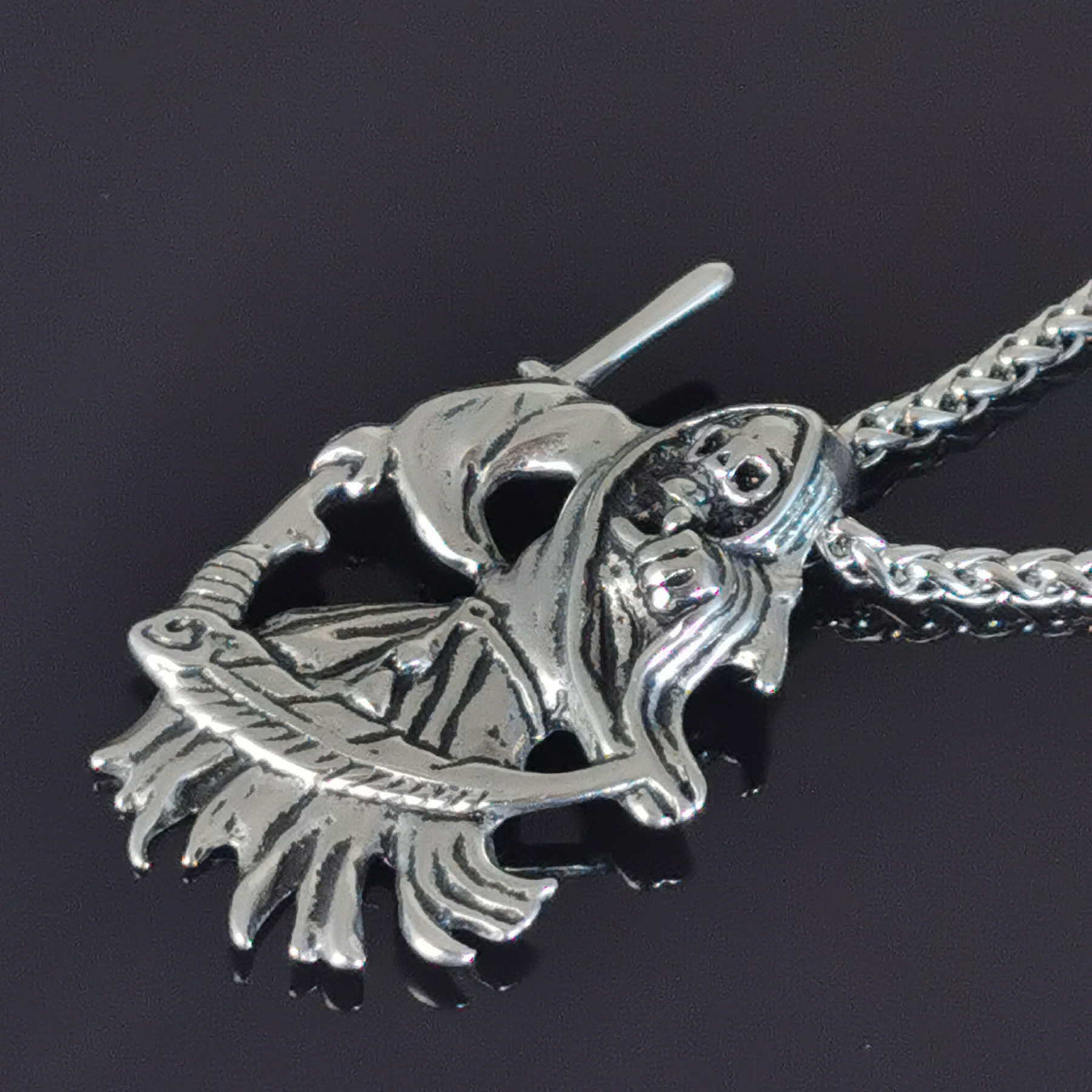 Edelstahl Halskette mit 3D Anhänger: Teufel Totenkopf Edelstahl Halskette mit 3D Anhänger: Teufel Totenkopf