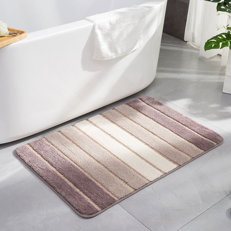 15604598917843 Stilvolle Wohnmatte und Fußmatte mit Streifen Design