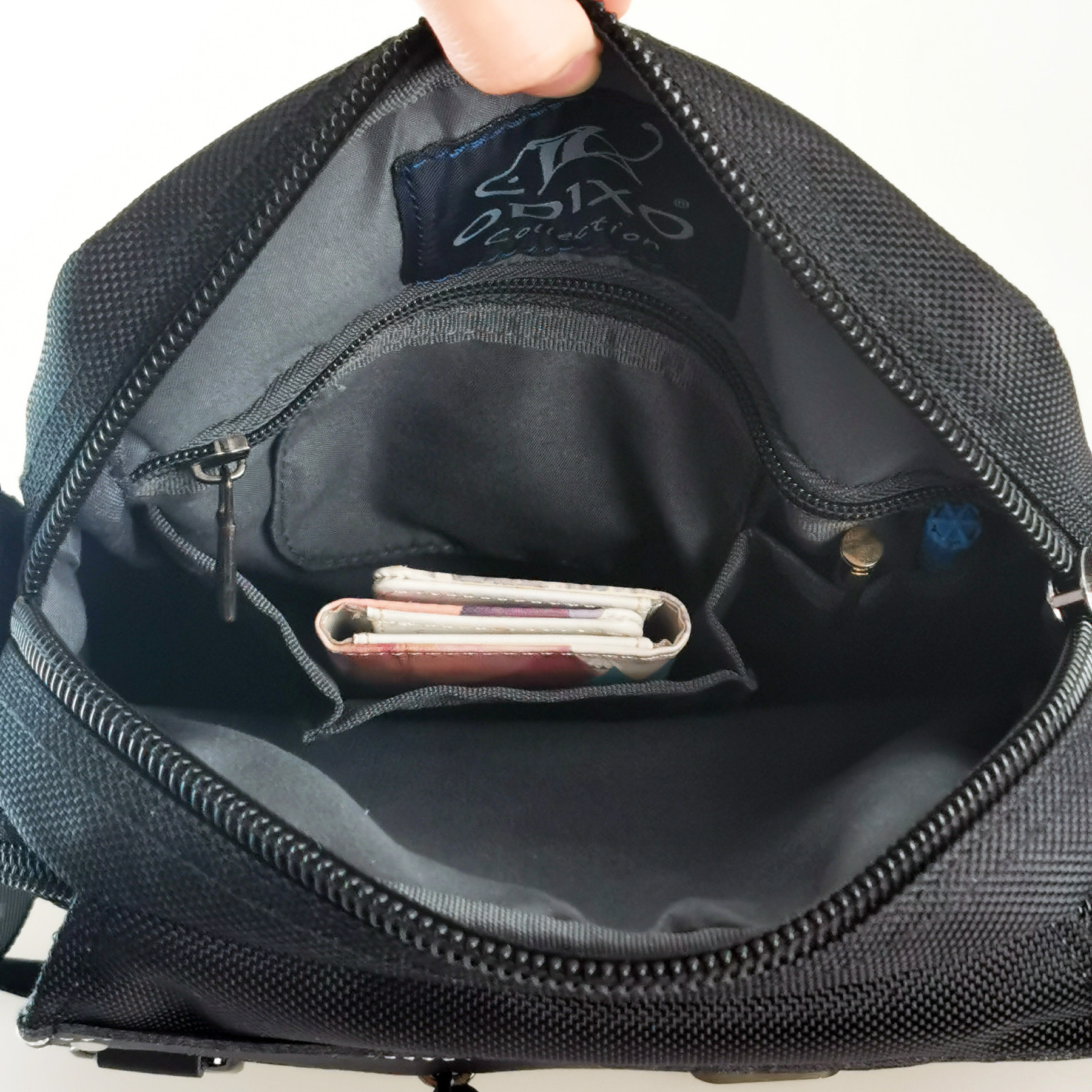 ODIXO Premium Umhängetasche Messenger Bag Schwarz B2565-1 Professional Edition