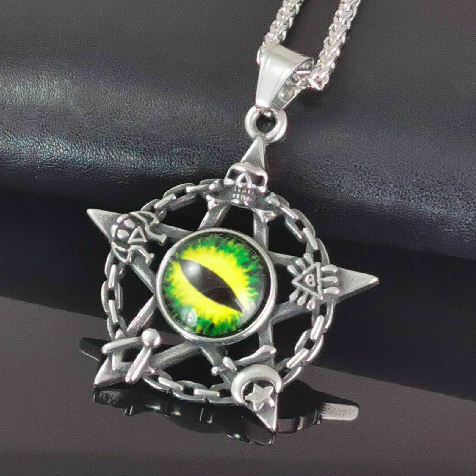 Design Edelstahl Halskette Kette mit 3D Anhänger Auge des Teufels Totenkopf Silber-Grün