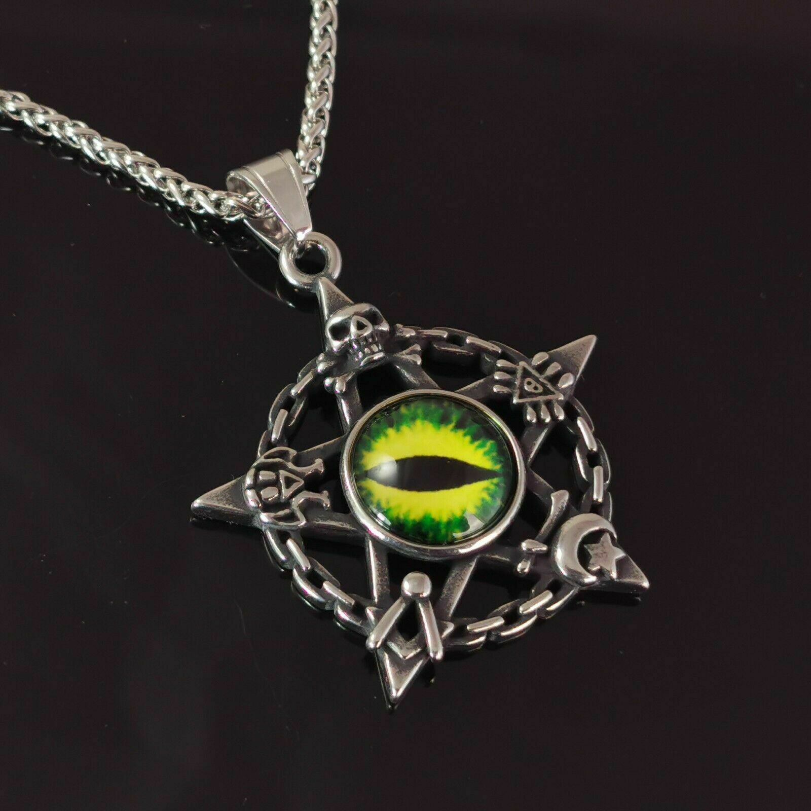 Design Edelstahl Halskette Kette mit 3D Anhänger Auge des Teufels Totenkopf Silber-Grün Design Edelstahl Halskette Kette mit 3D Anhänger Auge des Teufels Totenkopf Silber-Grün